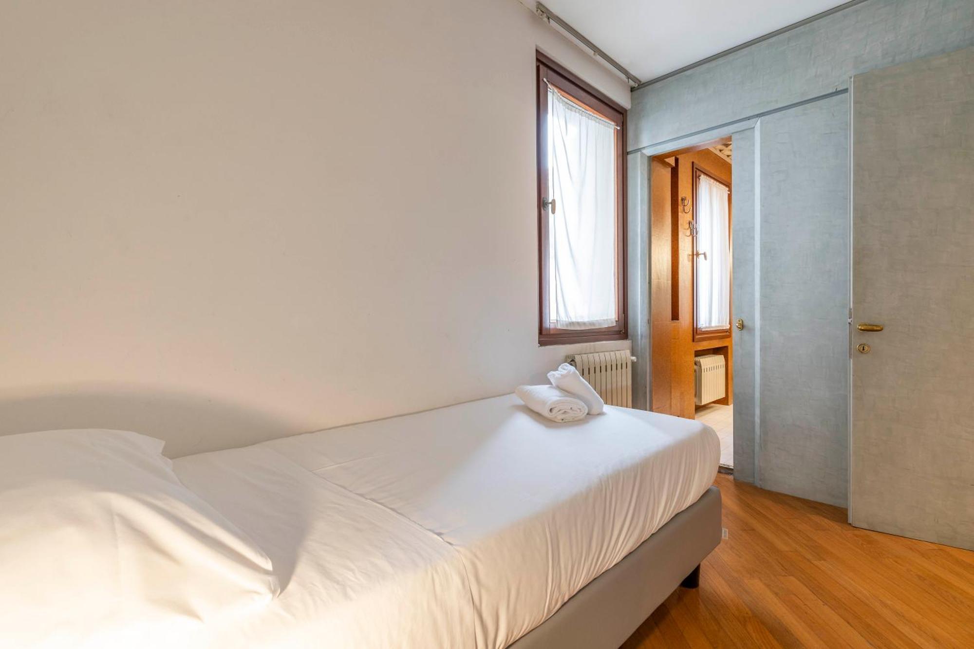 Residenza Isabella Villa Venesia Bagian luar foto