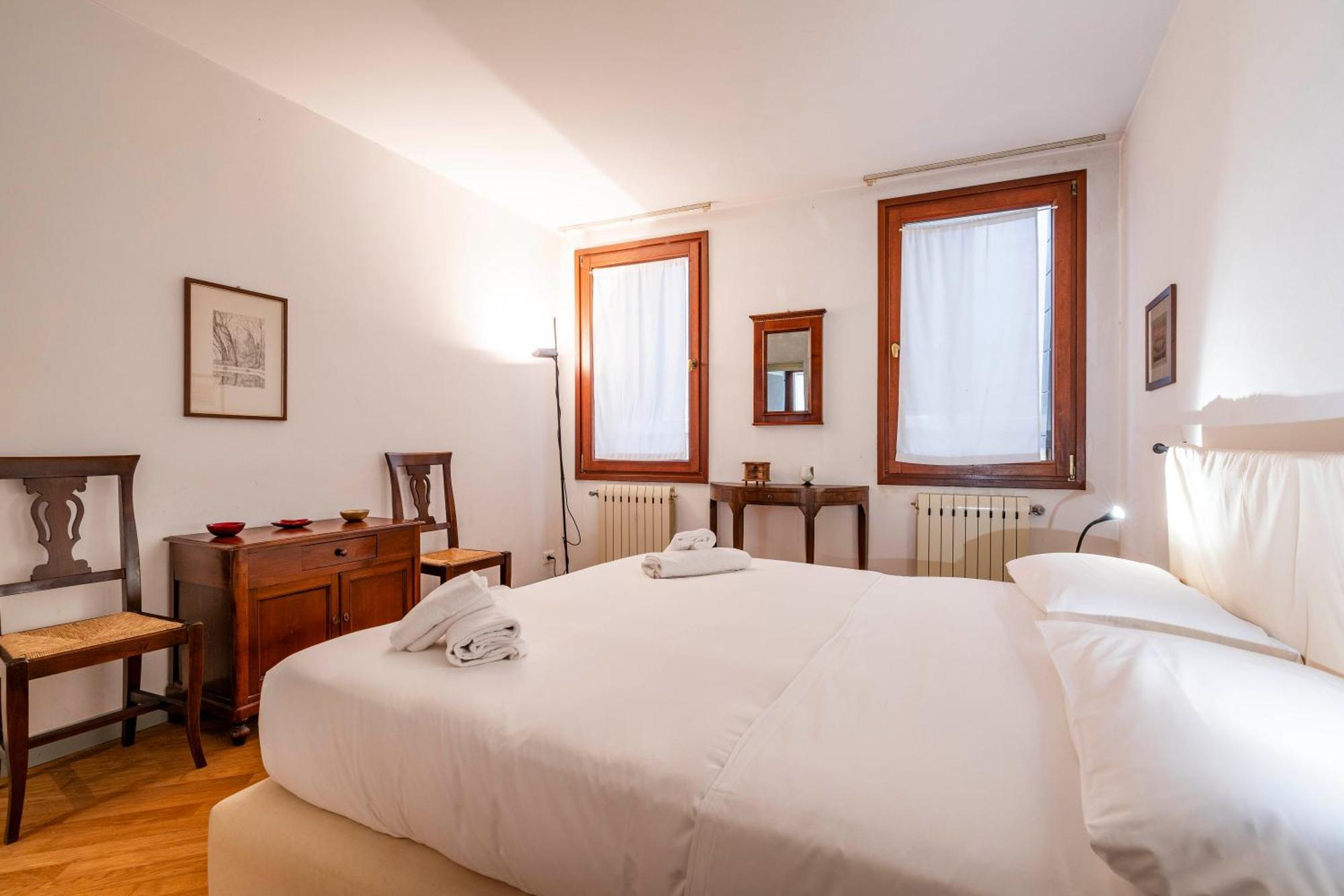 Residenza Isabella Villa Venesia Bagian luar foto